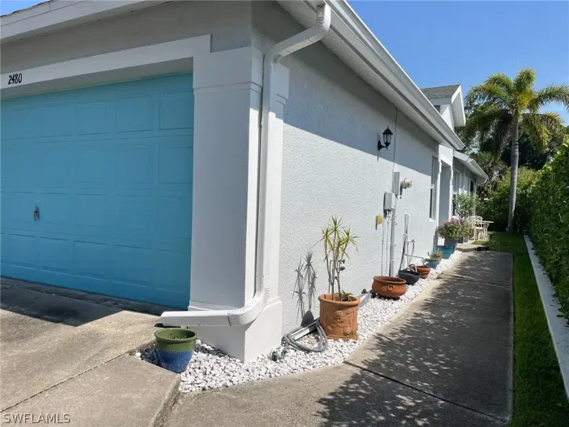 Picture of 2480 Lake Ave, Naples FL 34112