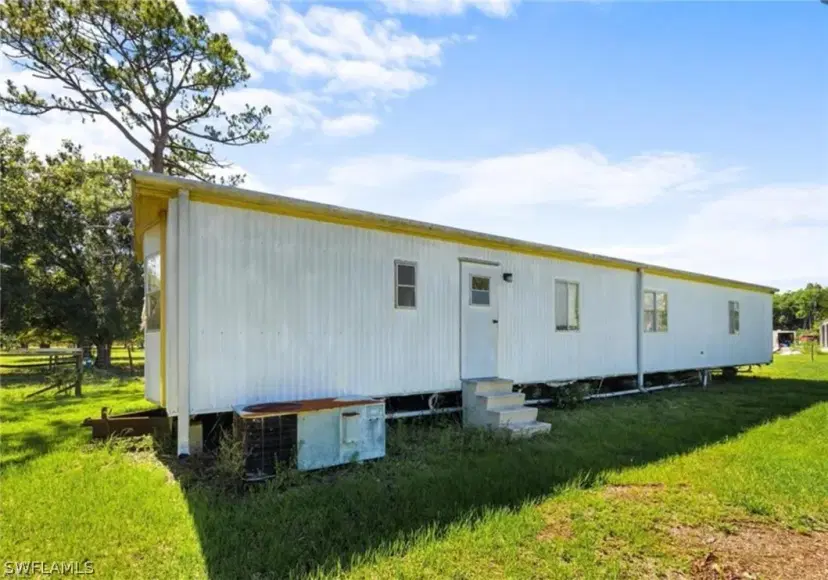 Picture of 6431 Neal Rd, Fort Myers FL 33905