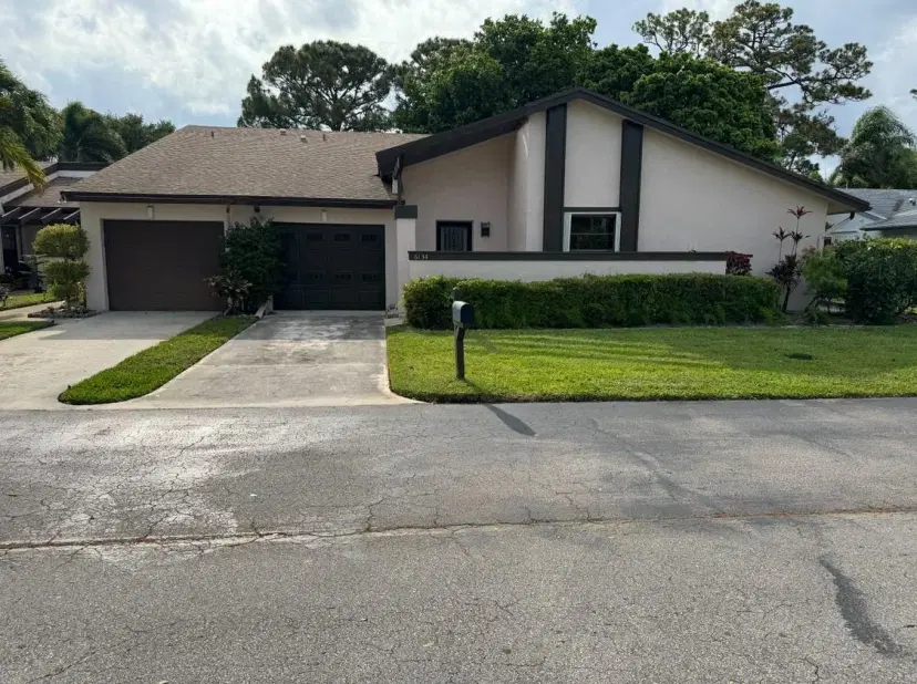 Picture of 6134 Elsinore Cir, Greenacres FL 33463