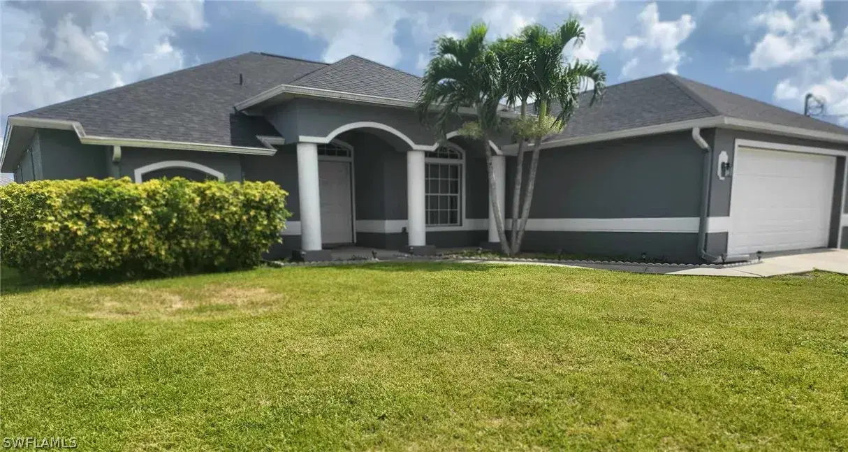 Picture of 1204 Embers Pkwy W, Cape Coral, FL 33993