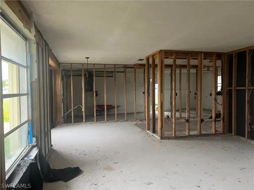 Picture of 3 Palmview Blvd, Fort Myers Beach FL 33931