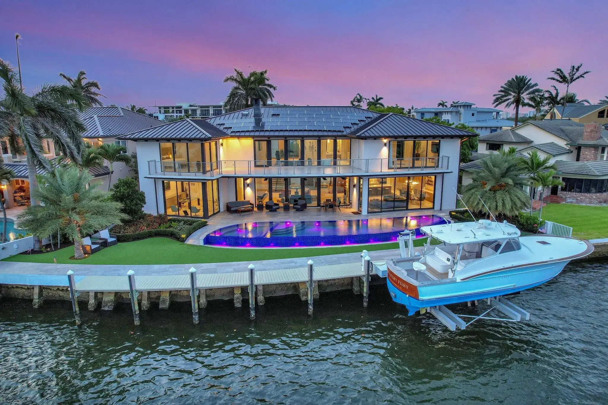 Picture of 1336 Seminole Dr, Fort Lauderdale, FL 33304
