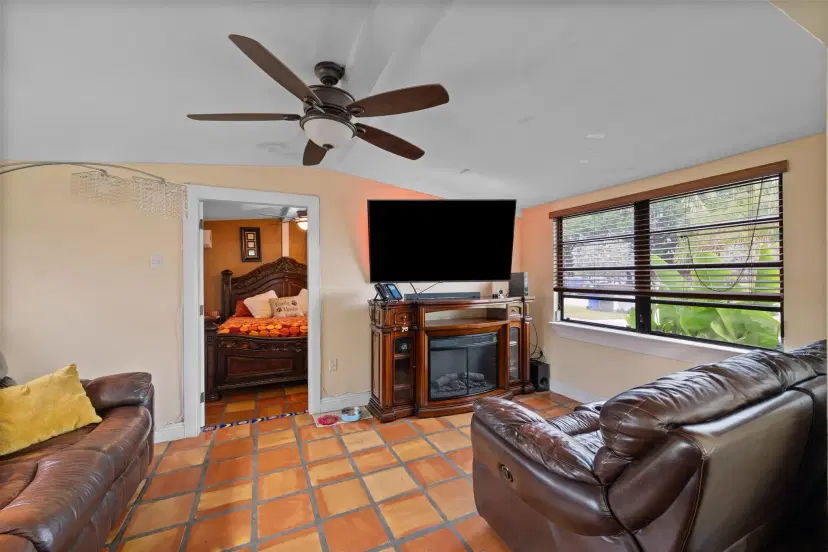 Picture of 5077 NE 17Th Drive, Pompano Beach FL 33064
