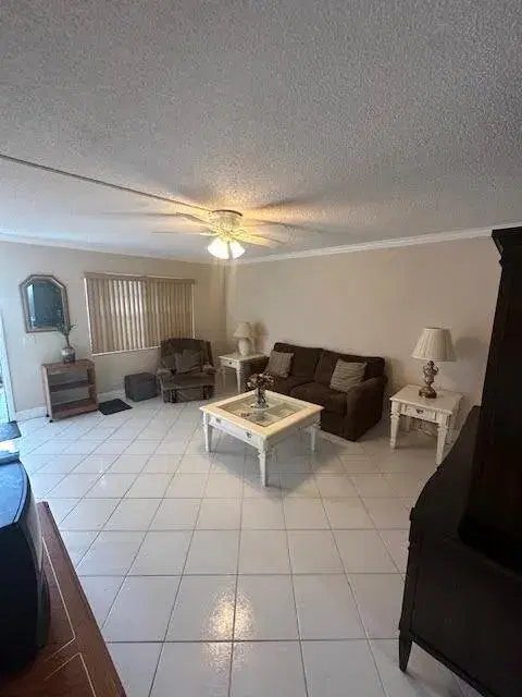 Picture of 107 Flanders C, Delray Beach FL 33484