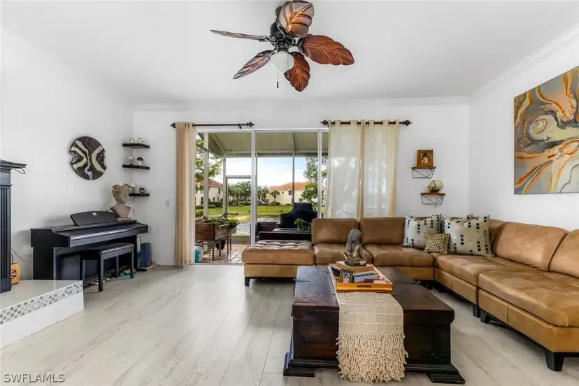 Picture of 1064 Hampton Cir 54, Naples FL 34105