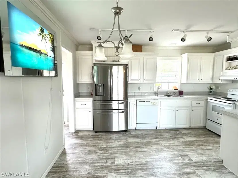 Picture of 26185 Colony Rd, Bonita Springs FL 34135