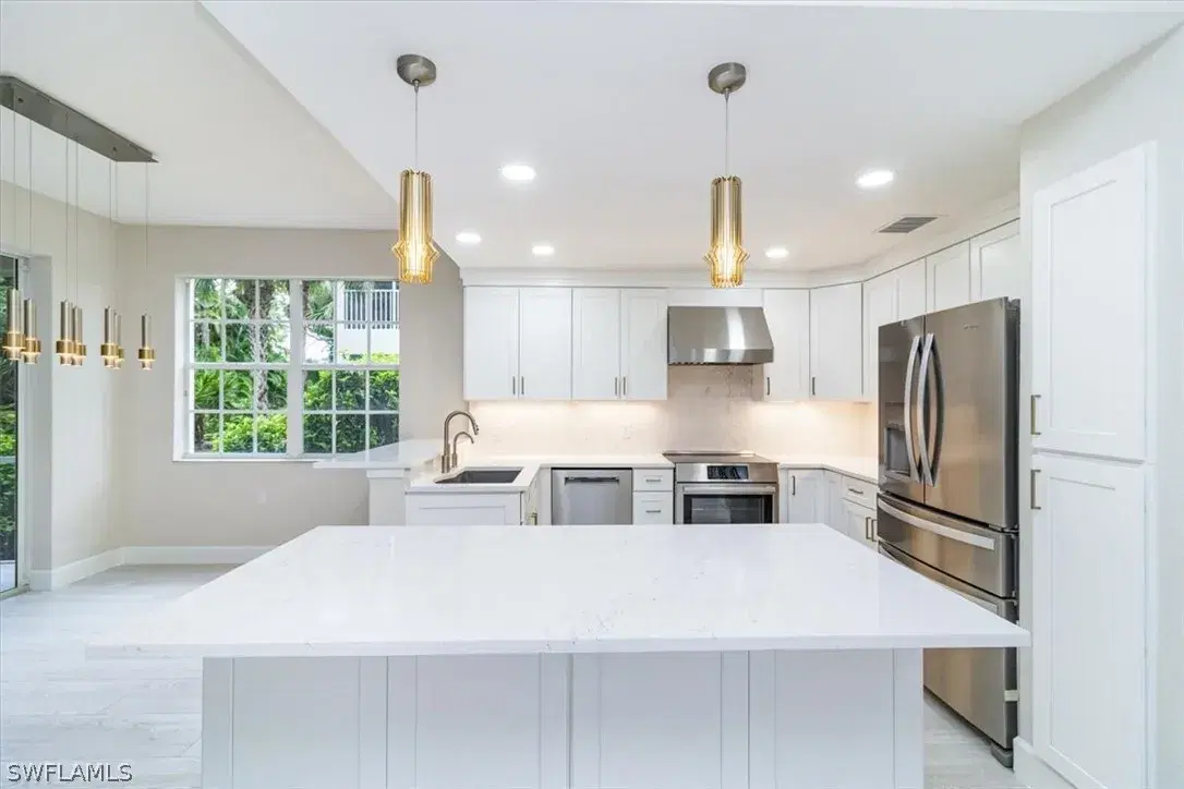 Picture of 19071 Ridgepoint Dr 102, Estero, FL 33928