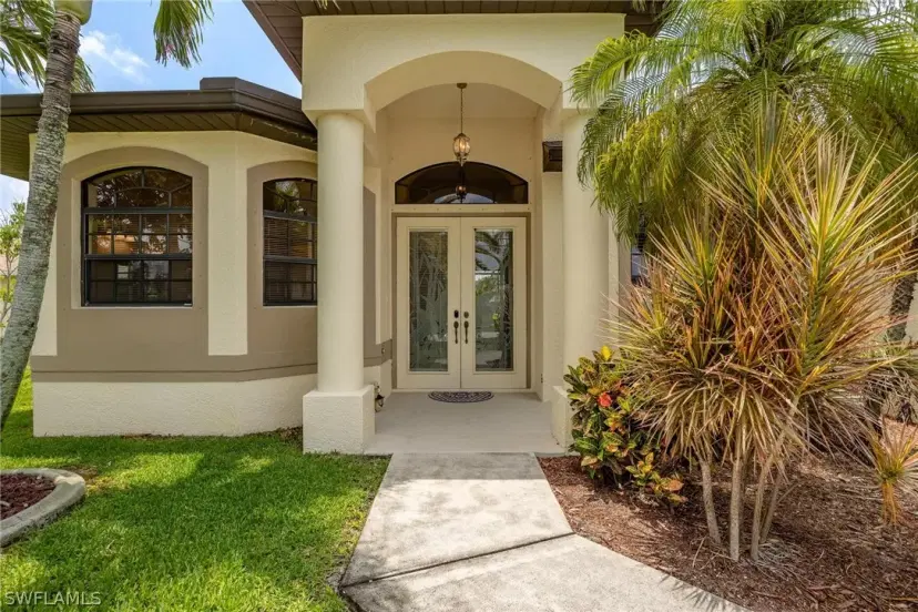 Picture of 118 SE 23Rd Pl, Cape Coral FL 33990