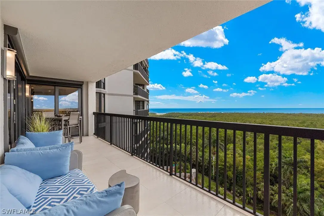 Picture of 6075 Pelican Bay Blvd 906, Naples, FL 34108