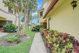 Picture of 5295 10Th Fairway Drive 1, Delray Beach, FL 33484