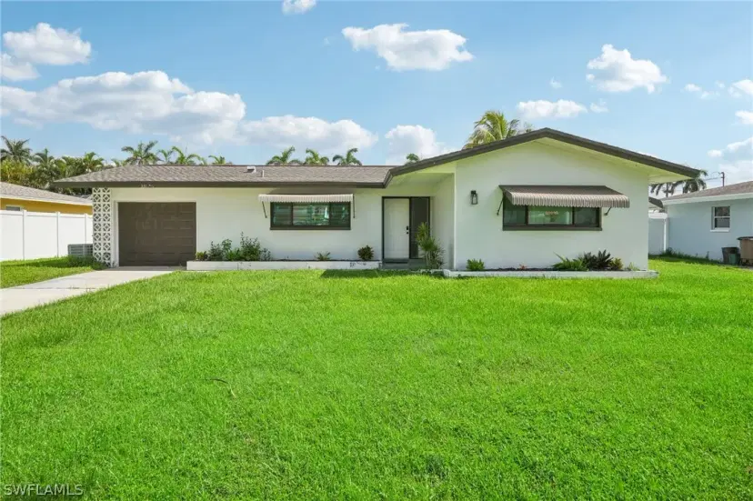 Picture of 331 Bayshore Dr, Cape Coral FL 33904