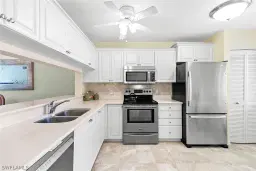 Picture of 3011 Sandpiper Bay Cir C205, Naples, FL 34112
