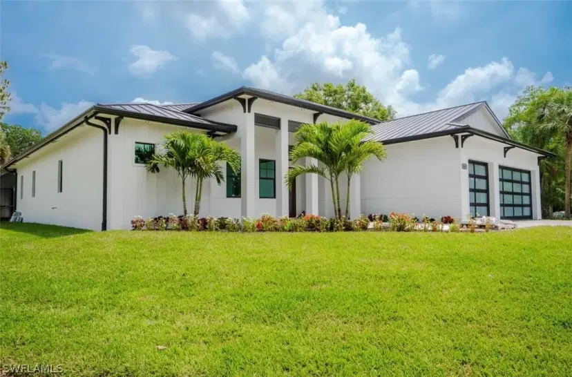 Picture of 353 Golden Gate Blvd E, Naples FL 34120