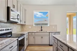 Picture of 17310 Gulf Preserve Dr, Fort Myers, FL 33908