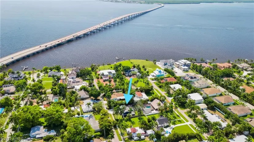 Picture of 1319 Bradford Rd, Fort Myers FL 33901