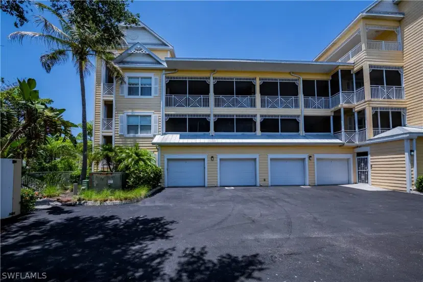 Picture of 4450 Chickee Hut CT 101, Bonita Springs FL 34134