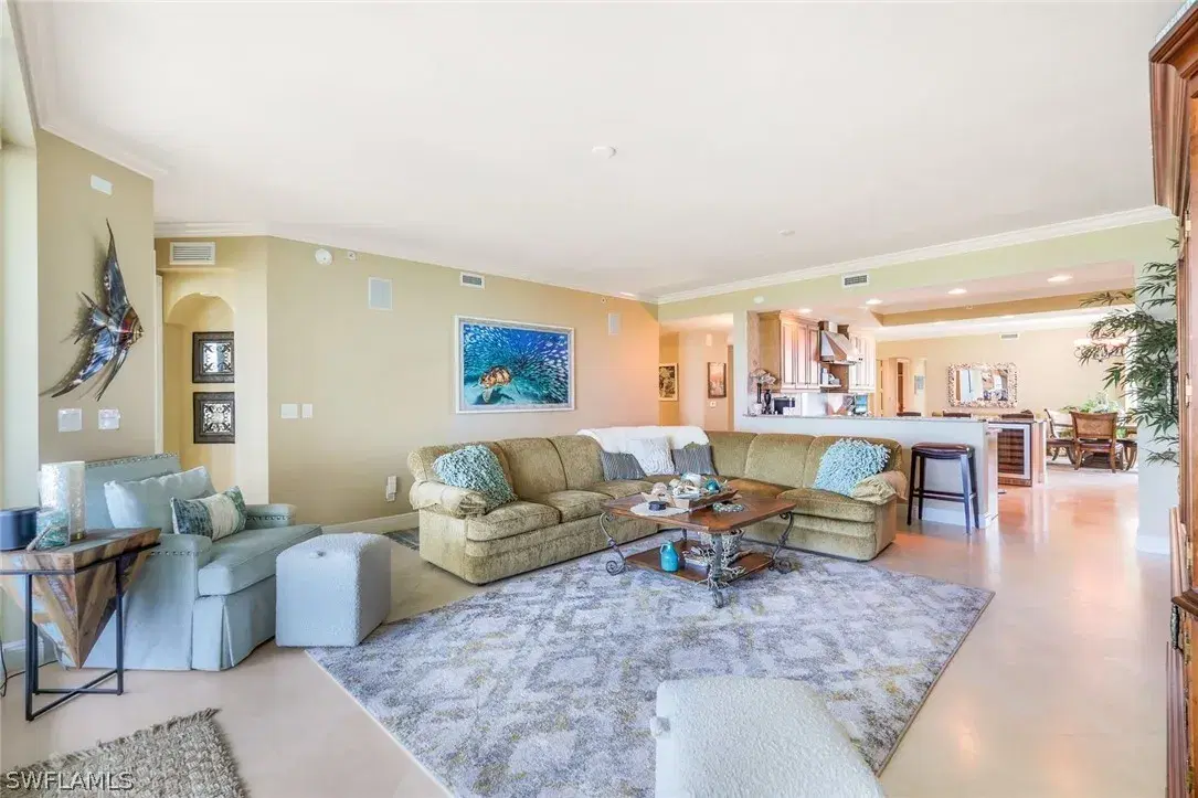 Picture of 275 Indies Way 605, Naples, FL 34110