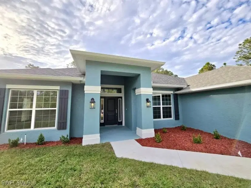Picture of 224 Callaway Ave S, Lehigh Acres FL 33974