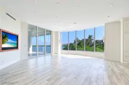 Picture of 60 Seagate Dr 306, Naples, FL 34103