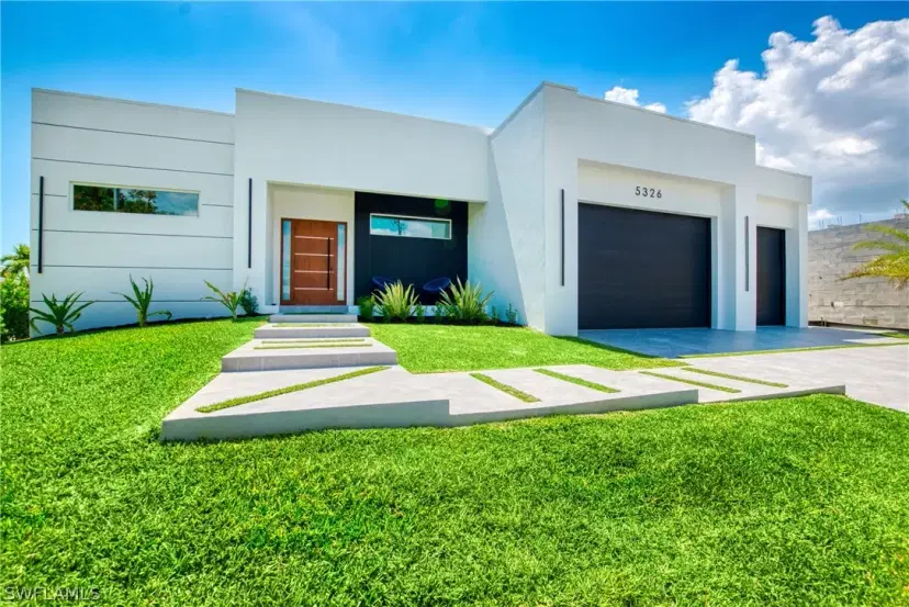 Picture of 5326 Bayshore Ave, Cape Coral FL 33904