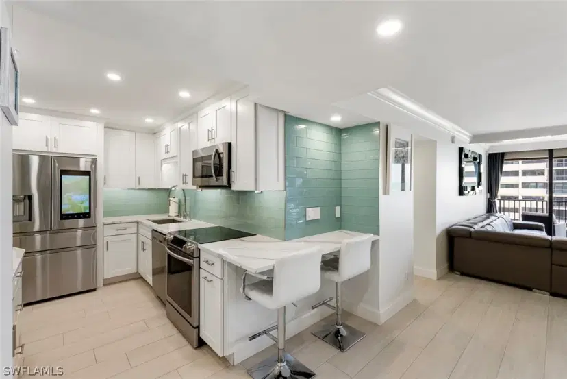Picture of 4005 Gulf Shore Blvd N 904, Naples FL 34103