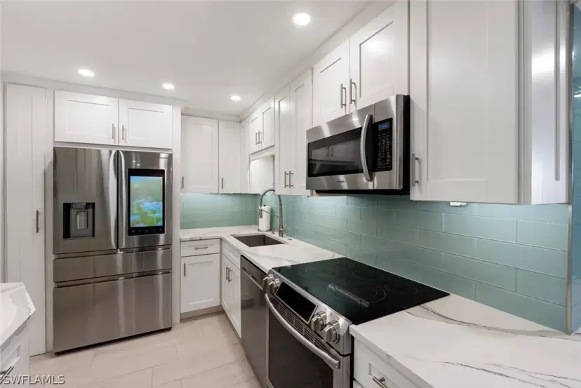 Picture of 4005 Gulf Shore Blvd N 904, Naples FL 34103