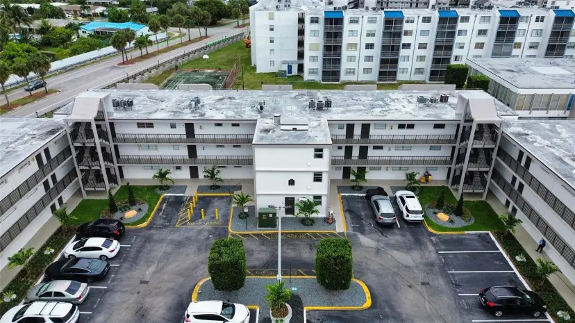 Picture of 14195 SW 87Th St B207, Miami FL 33183