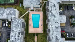 Picture of 14195 SW 87Th St B207, Miami, FL 33183