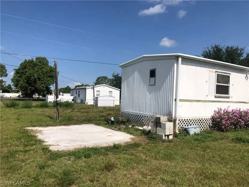 Picture of 8416 Everhart Dr, North Fort Myers FL 33917