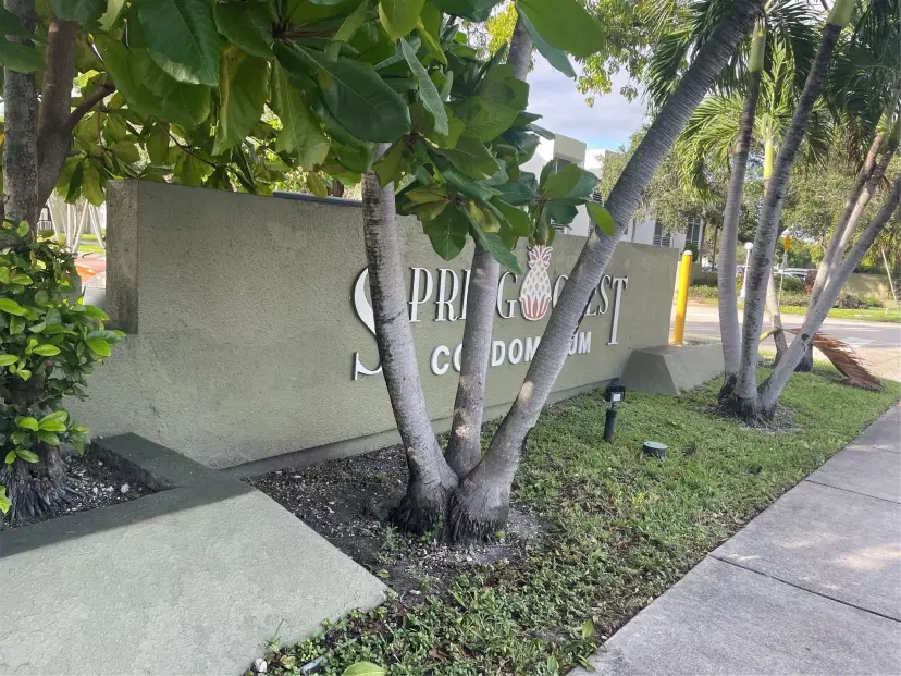 Picture of 4255 N University Dr 214, Sunrise FL 33351
