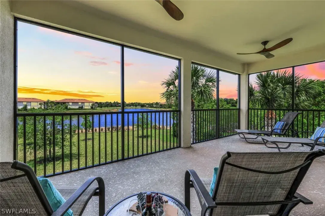 Picture of 2375 Montserrat Ln 202, Naples, FL 34120