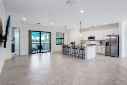 Picture of 2375 Montserrat Ln 202, Naples, FL 34120