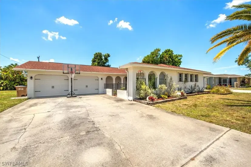 Picture of 532 SE 36Th St, Cape Coral FL 33904