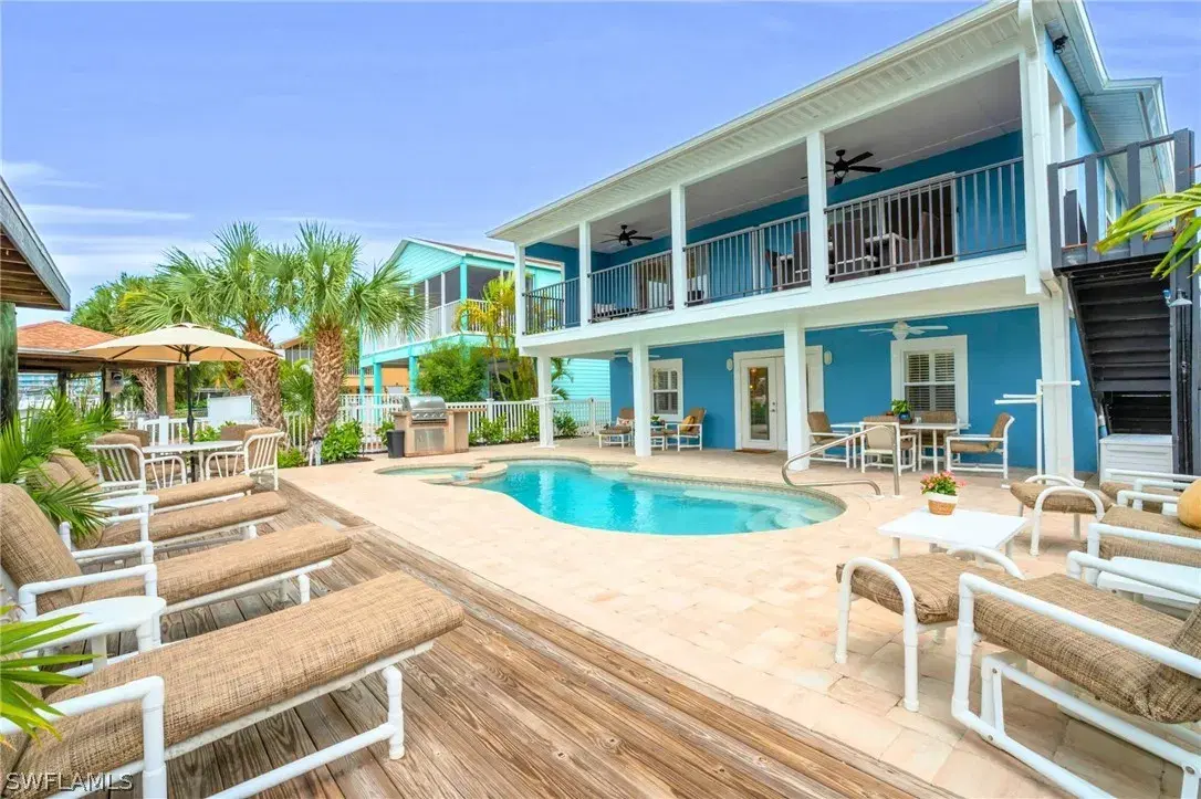 Picture of 218 Primo Dr, Fort Myers Beach, FL 33931