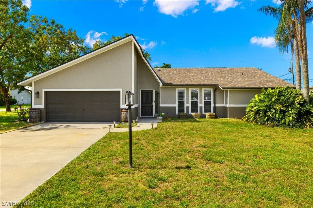 Picture of 1824 SE Van Loon Ter, Cape Coral, FL 33990