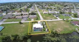 Picture of 501 SE 7Th St, Cape Coral, FL 33990