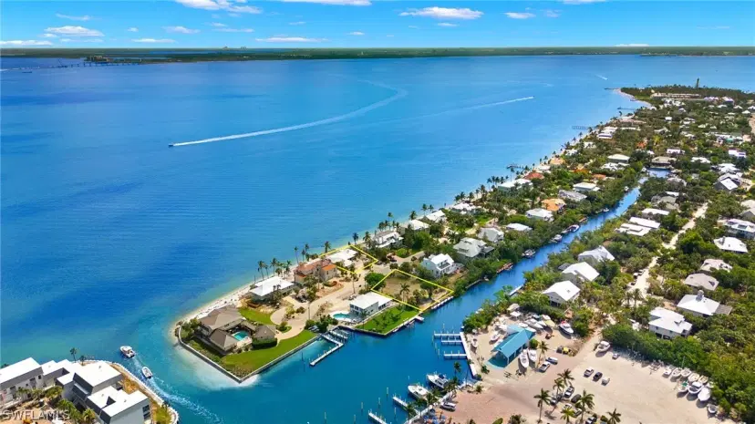 Picture of 592 Lighthouse Way, Sanibel FL 33957