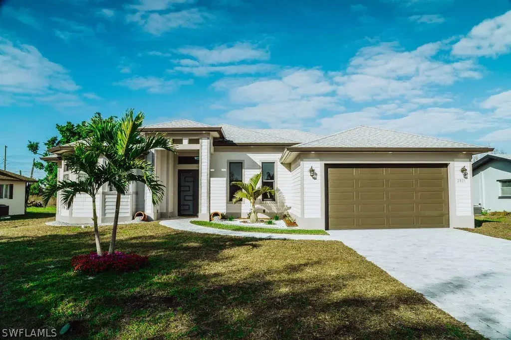 Picture of 2801 West Rd, Fort Myers, FL 33905