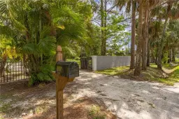 Picture of 14311 Cemetery Rd, Fort Myers, FL 33905