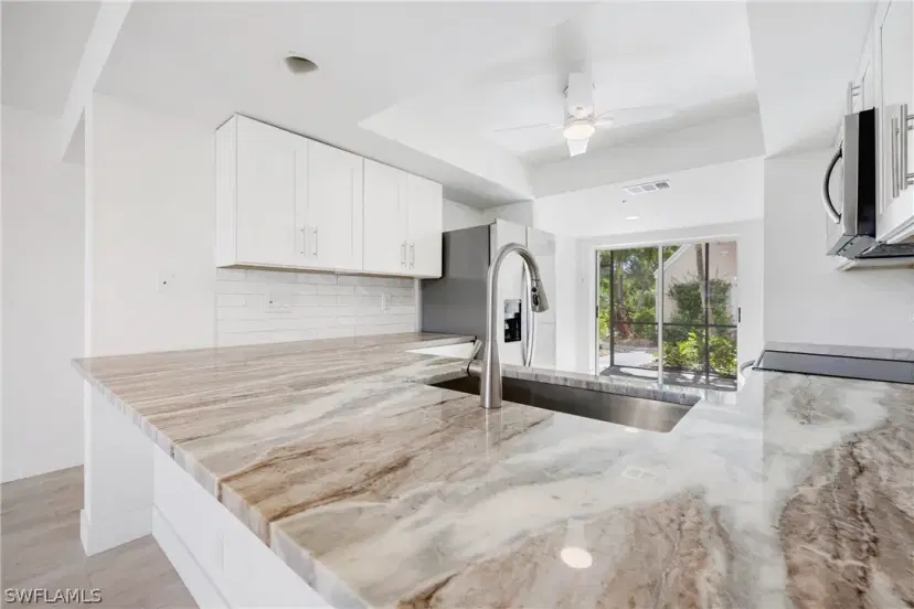 Picture of 16320 Kelly Cove Dr 270, Fort Myers FL 33908