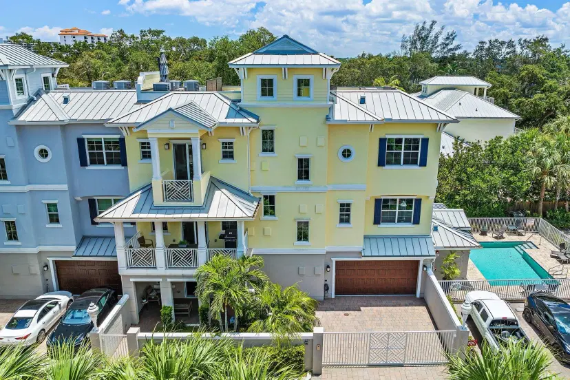 Picture of 1033 Harbor Villas Drive 4, North Palm Beach FL 33408