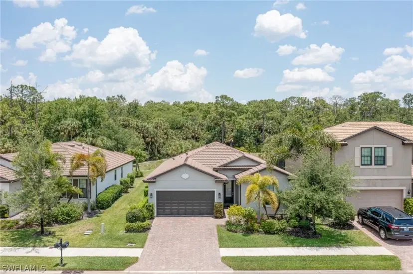 Picture of 15720 Angelica Dr, Alva FL 33920