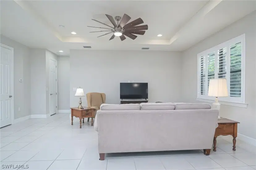 Picture of 15720 Angelica Dr, Alva FL 33920
