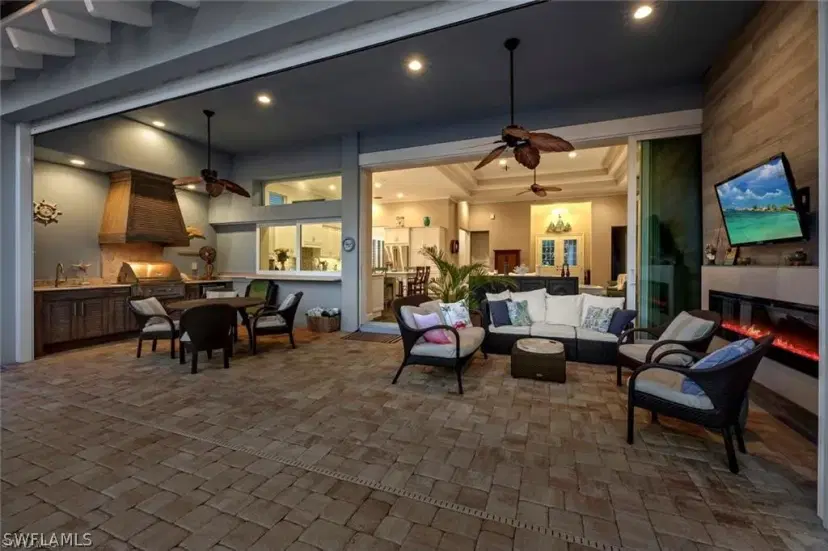 Picture of 4922 Andros Dr, Naples FL 34113