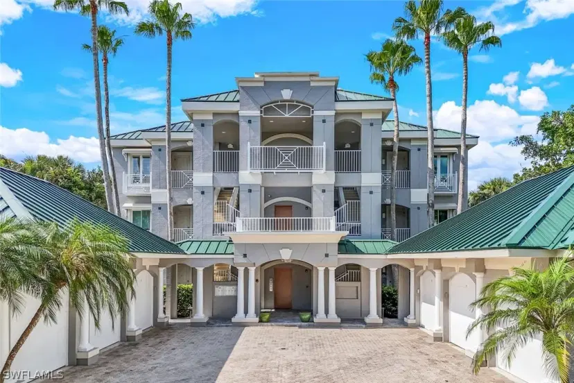 Picture of 5789 Baltusrol Ct 302, Sanibel FL 33957
