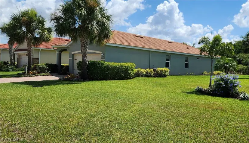 Picture of 2142 Summersweet Dr, Alva FL 33920