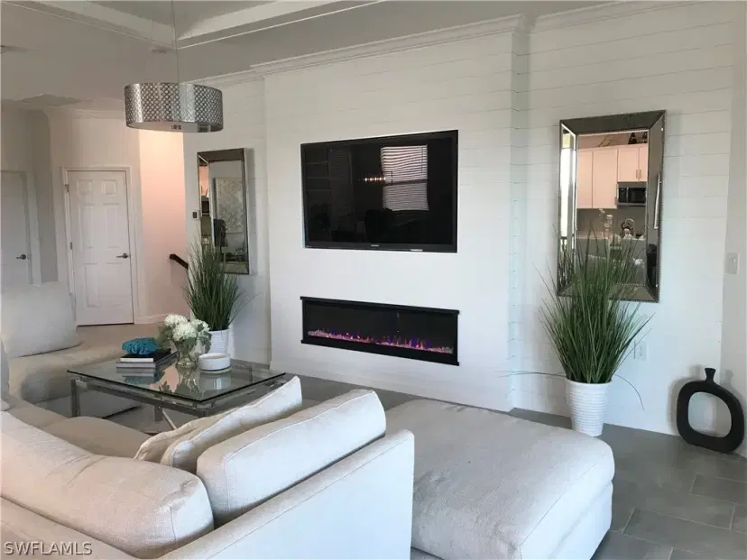 Picture of 2356 Anguilla Dr 202, Naples FL 34120