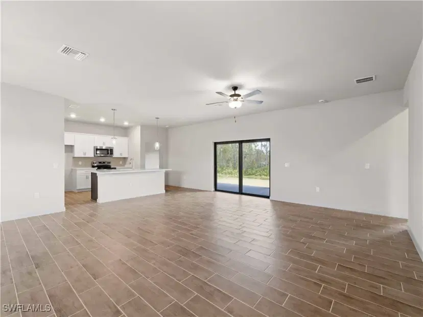 Picture of 1131 Augusta St E, Lehigh Acres FL 33974