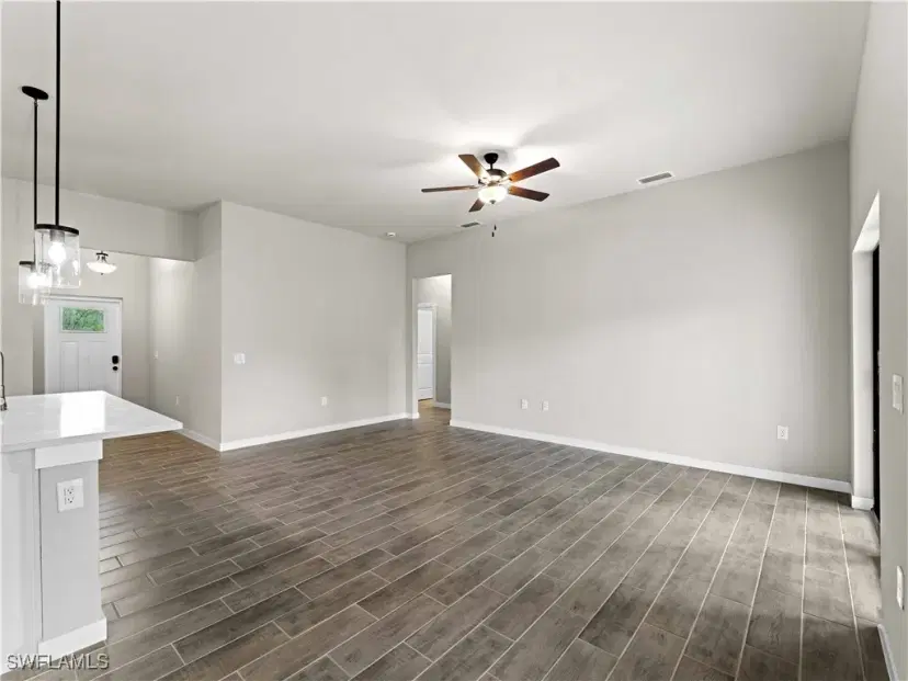 Picture of 1133 Augusta St E, Lehigh Acres FL 33974