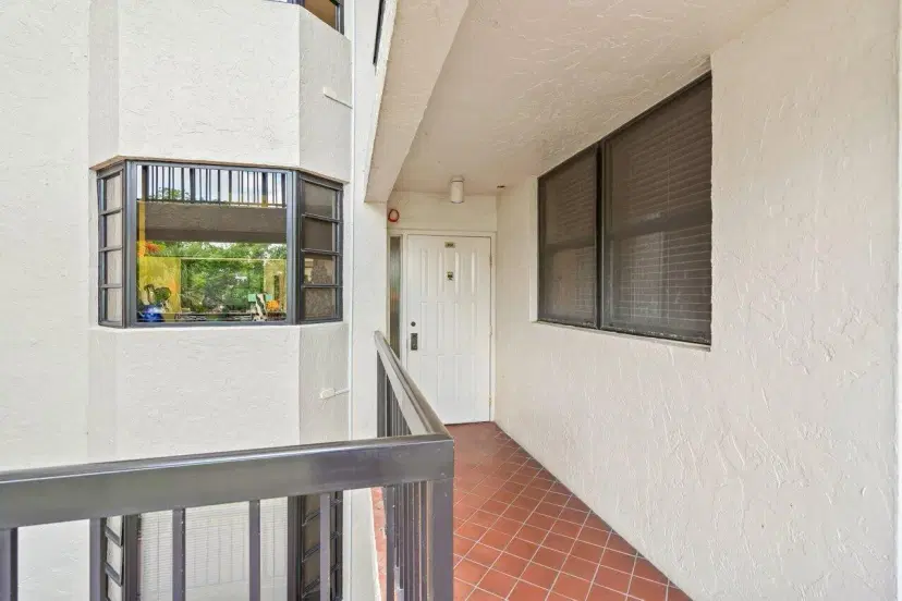 Picture of 6320 Boca Del Mar Drive 302, Boca Raton FL 33433